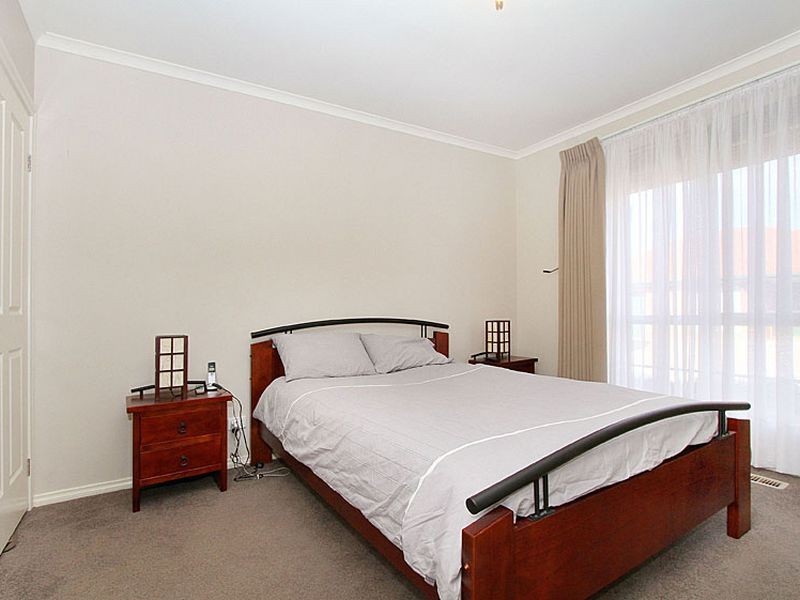 15/68-92 McKimmies Road, Lalor VIC 3075