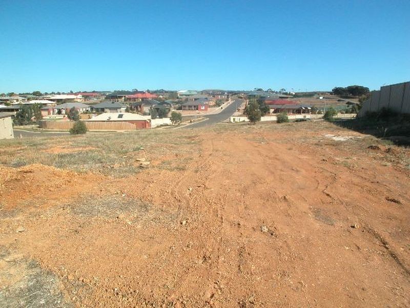 6 Mccullagh, Bacchus Marsh VIC 3340