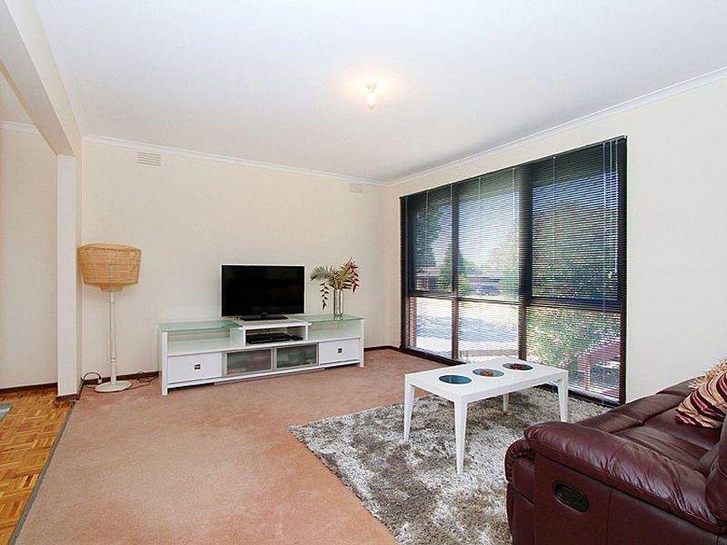 28 Cabernet Crescent, Bundoora VIC 3083