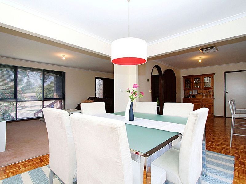 28 Cabernet Crescent, Bundoora VIC 3083