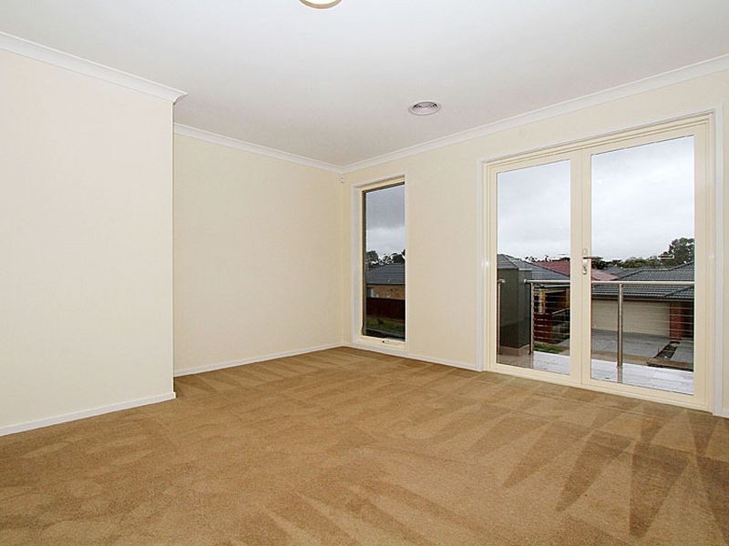 4 Danjera Place, South Morang VIC 3752
