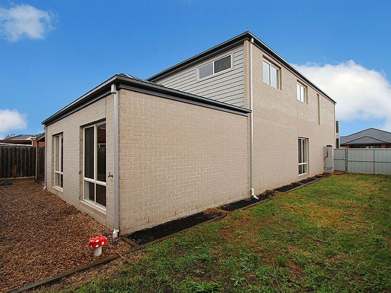 4 Danjera Place, South Morang VIC 3752
