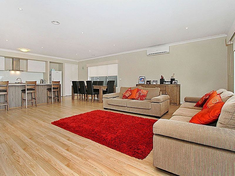 43 Craigmoor Crescent, Mernda VIC 3754