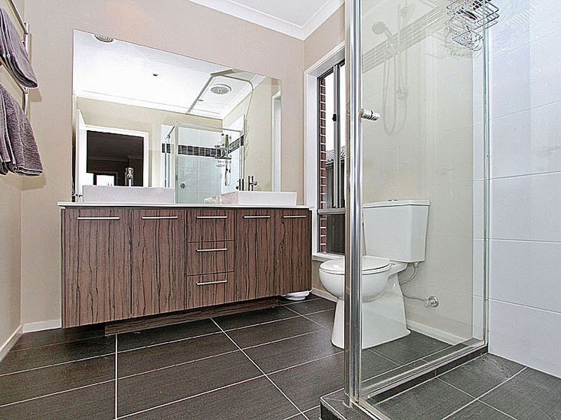 43 Craigmoor Crescent, Mernda VIC 3754