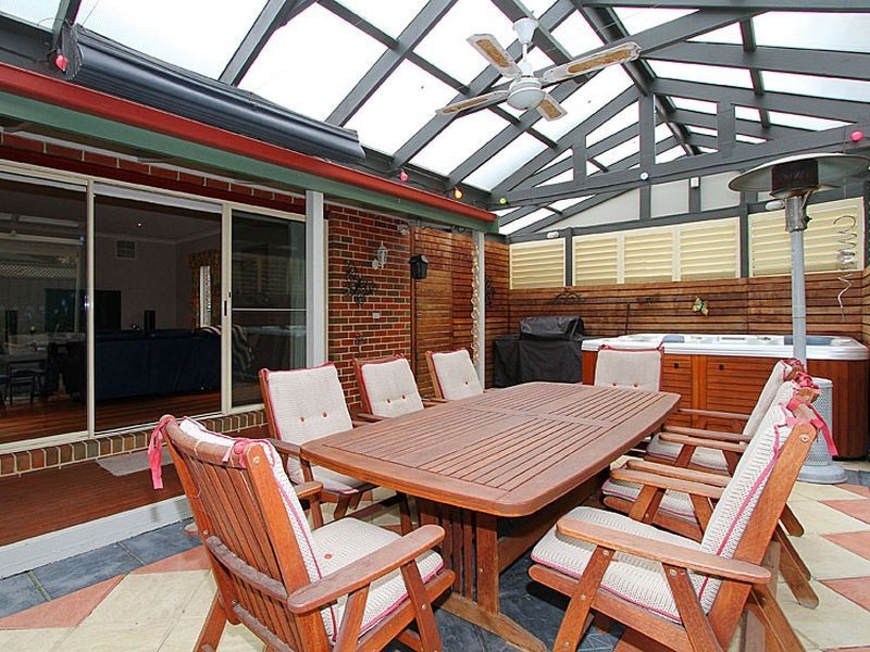 3 Oregon Place, Mill Park VIC 3082