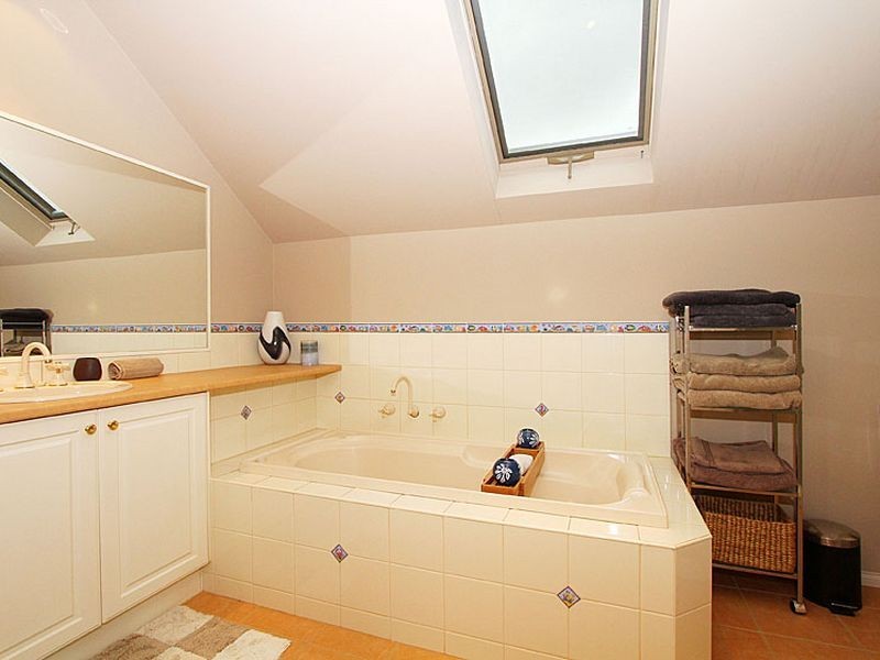 3 Oregon Place, Mill Park VIC 3082