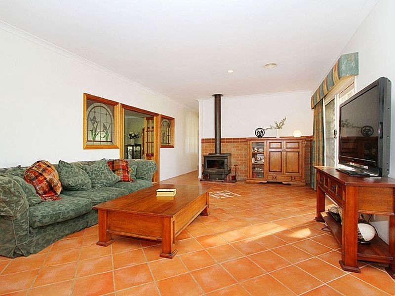 130 Summit Drive, Mickleham VIC 3064