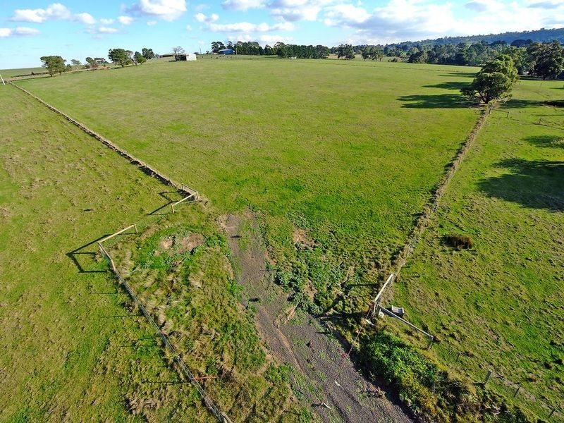 195 Fourth Avenue, Eden Park VIC 3757