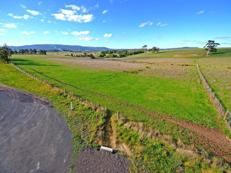 200 Fourth Avenue, Eden Park VIC 3757