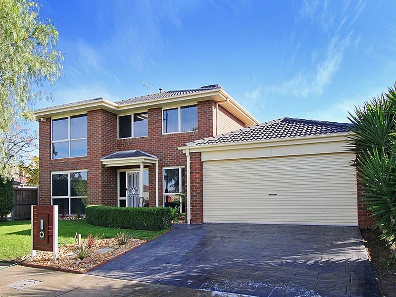 16 Bracken Way, South Morang VIC 3752