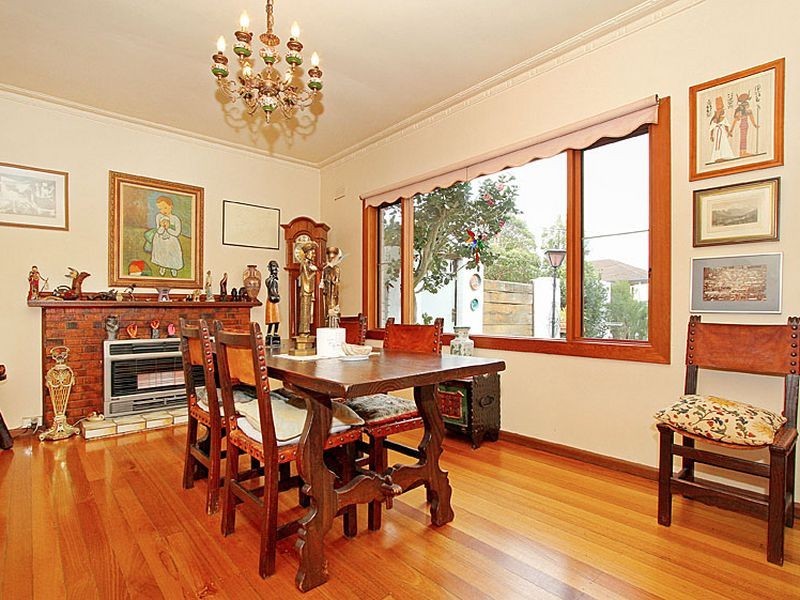 19 Castlewood Street, Bentleigh East VIC 3165