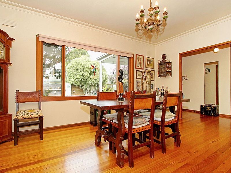 19 Castlewood Street, Bentleigh East VIC 3165