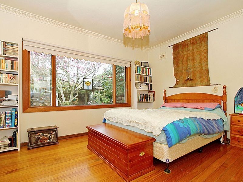 19 Castlewood Street, Bentleigh East VIC 3165