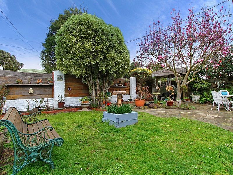 19 Castlewood Street, Bentleigh East VIC 3165