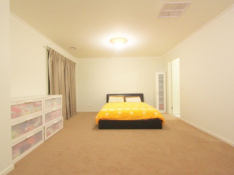 89 Bushman Way, South Morang VIC 3752