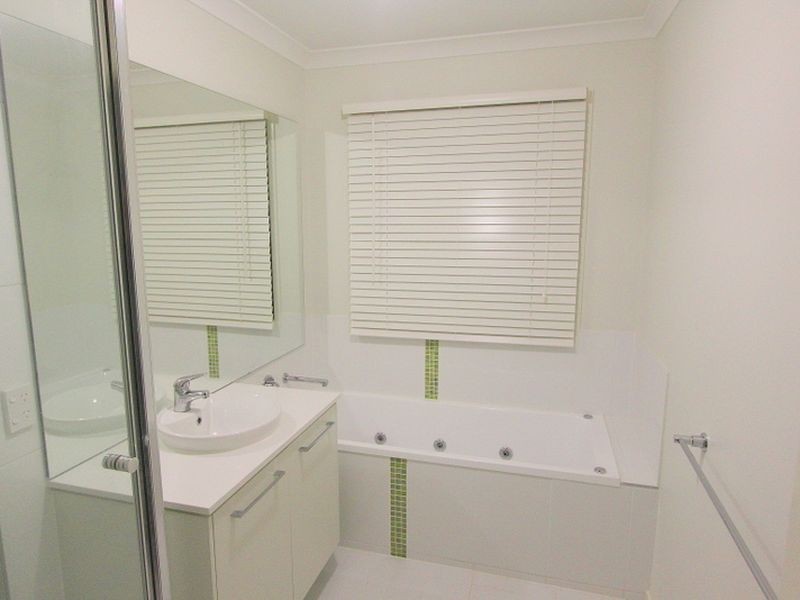 89 Bushman Way, South Morang VIC 3752