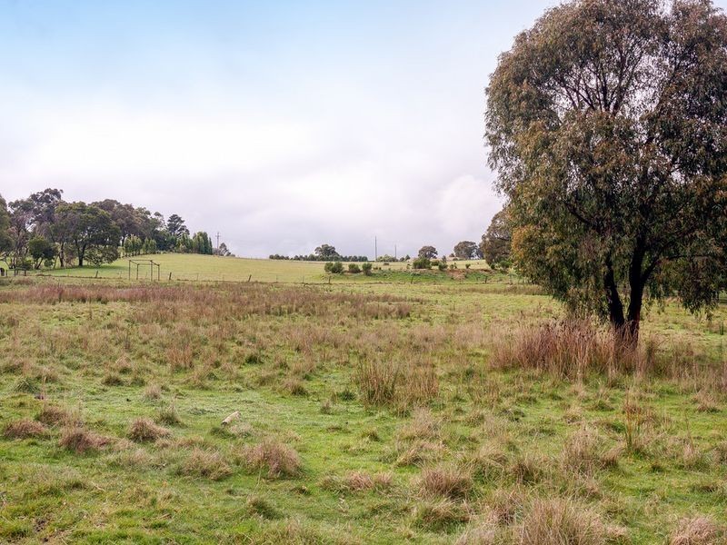 24 Eighteenth Avenue, Eden Park VIC 3757