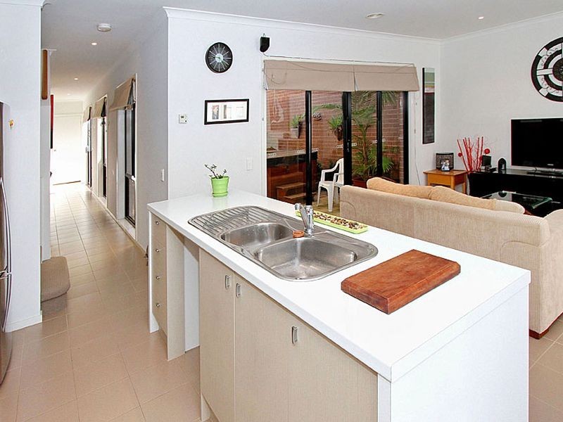 6 Hopkins Street, Mernda VIC 3754