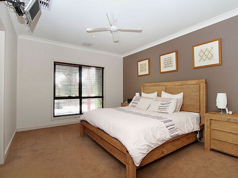 11-12 Cordell Court, Whittlesea VIC 3757