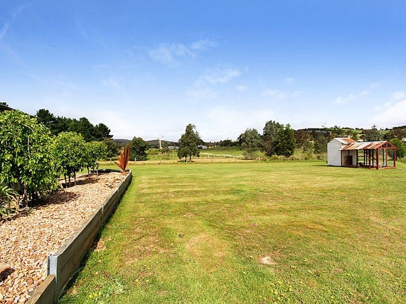 11-12 Cordell Court, Whittlesea VIC 3757