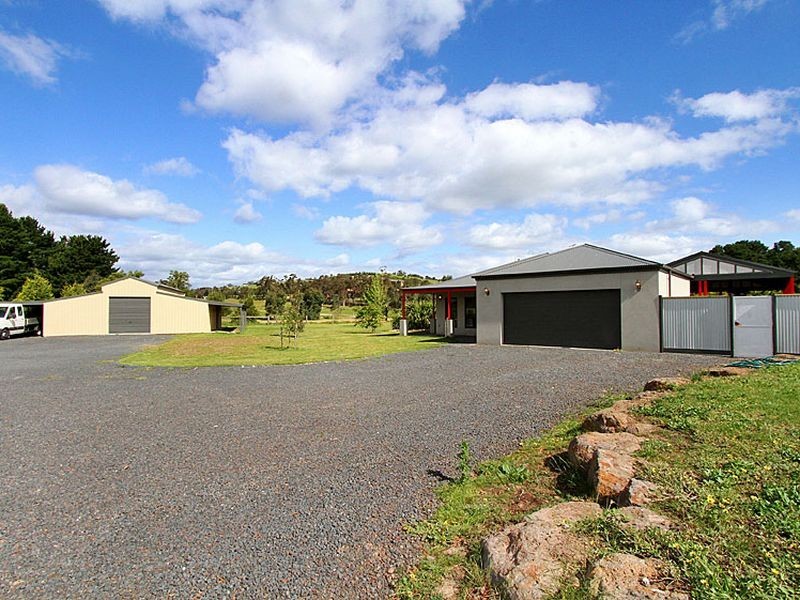 11-12 Cordell Court, Whittlesea VIC 3757