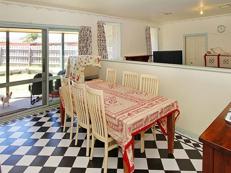 4 Waite Court, Mill Park VIC 3082