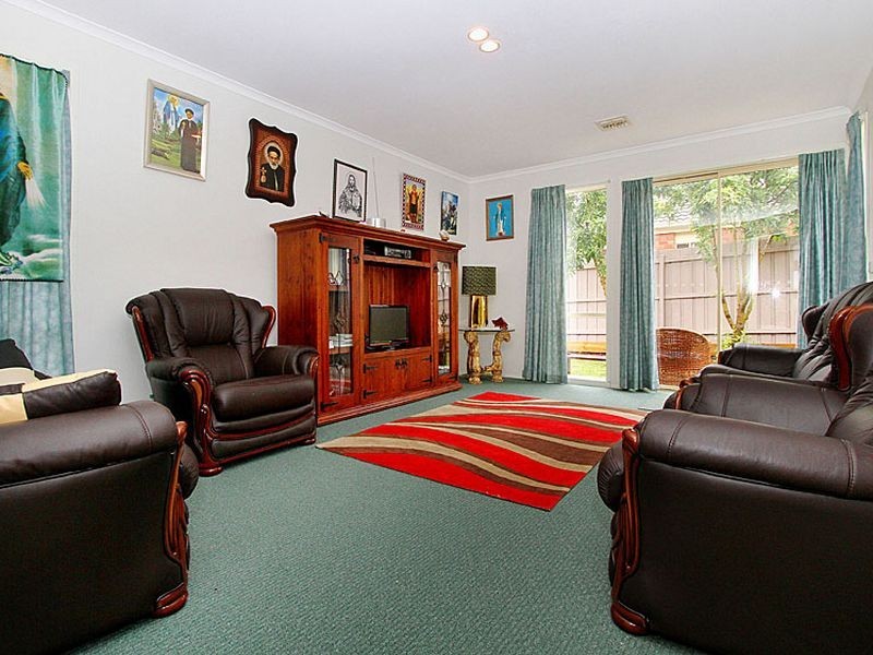 16 Bluestone Court, South Morang VIC 3752