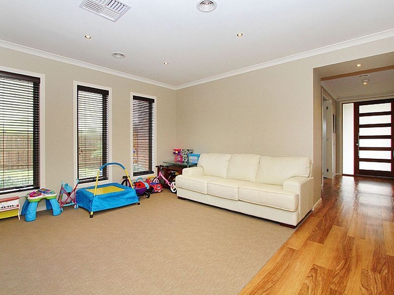 9 Florence Drive, Mernda VIC 3754