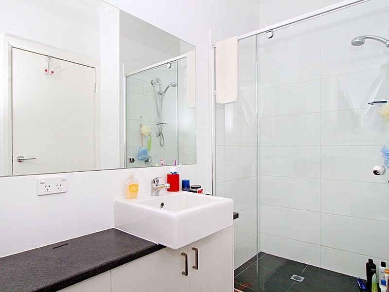 3/4 Bradshaw Street, Kingsbury VIC 3083
