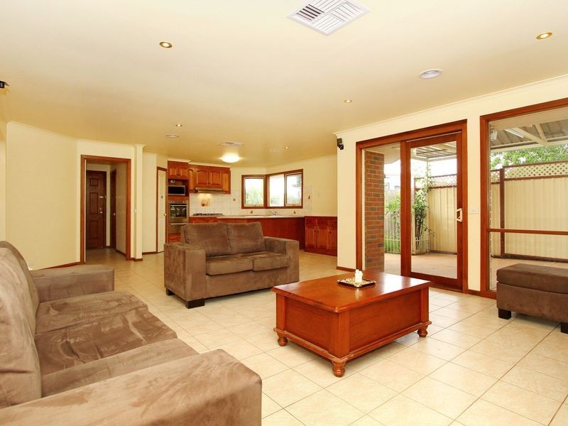 10 Greenview Court, Epping VIC 3076