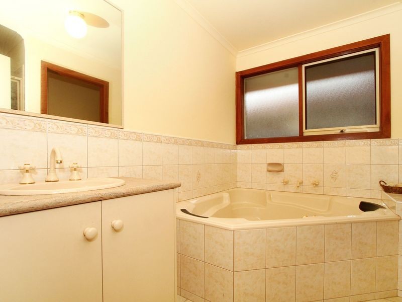 10 Greenview Court, Epping VIC 3076