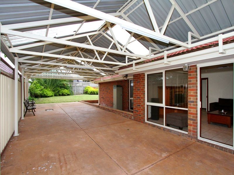 10 Greenview Court, Epping VIC 3076