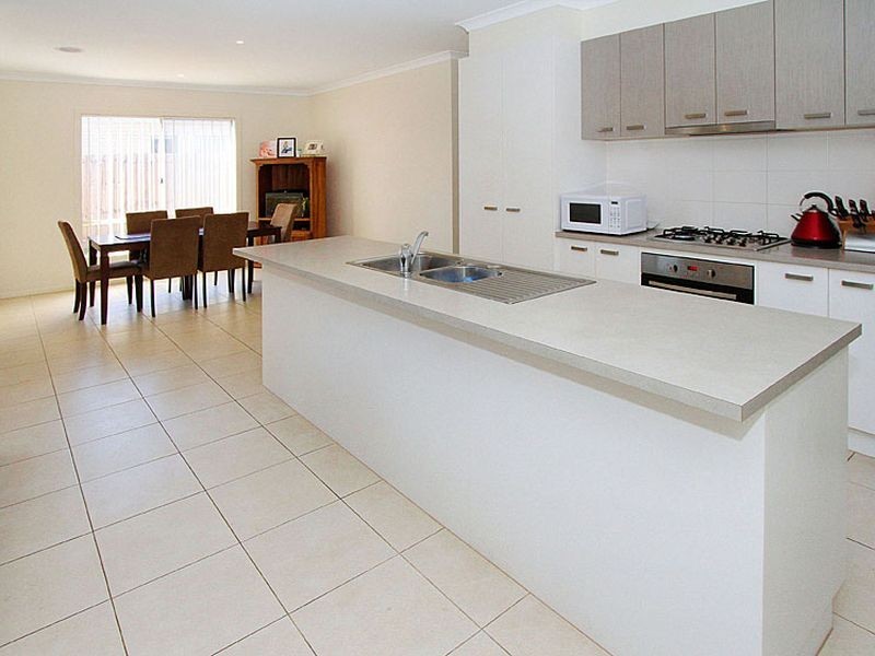 19 Embankment Road, Doreen VIC 3754