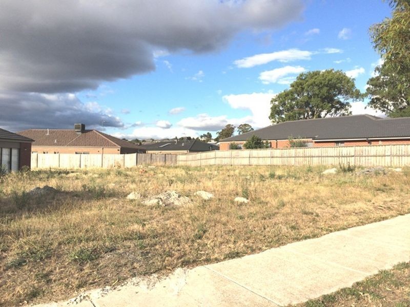 5 Senecio Drive, Doreen VIC 3754