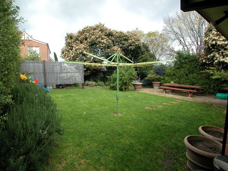 19 Madigan Crescent, Mill Park VIC 3082