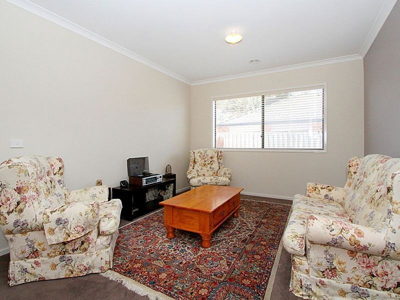 10 Vichy Avenue, Doreen VIC 3754