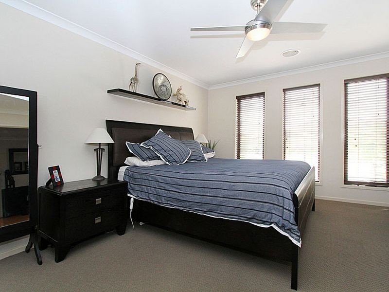 12 Kerford Court, South Morang VIC 3752