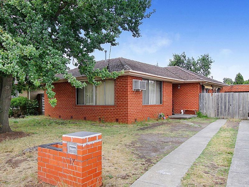 17 McFarlane Crescent, Epping VIC 3076