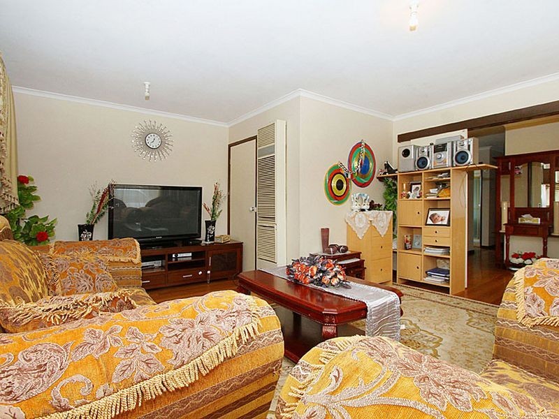 17 McFarlane Crescent, Epping VIC 3076