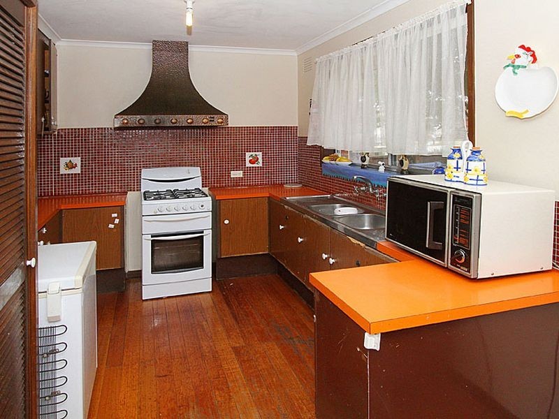 17 McFarlane Crescent, Epping VIC 3076