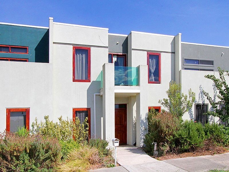 8 Reedy Lake Mews, Epping VIC 3076