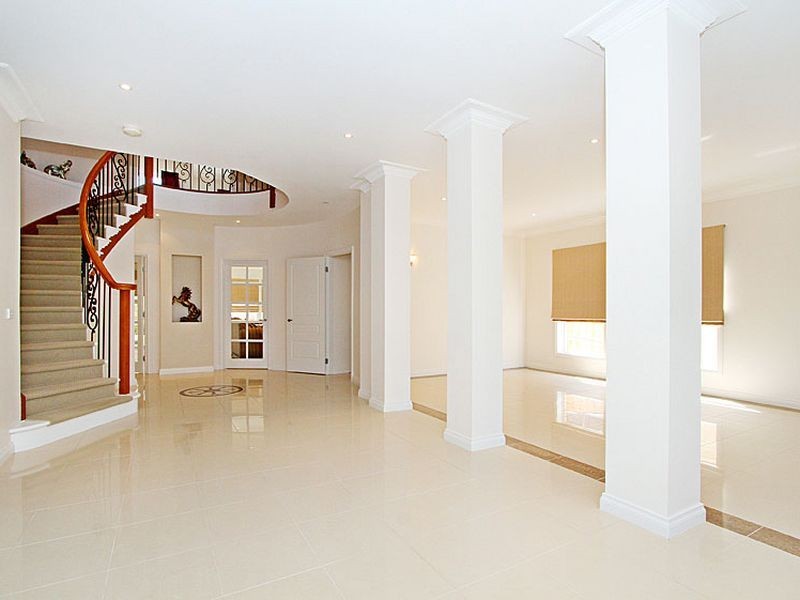 22 Lewins Rail Avenue, South Morang VIC 3752