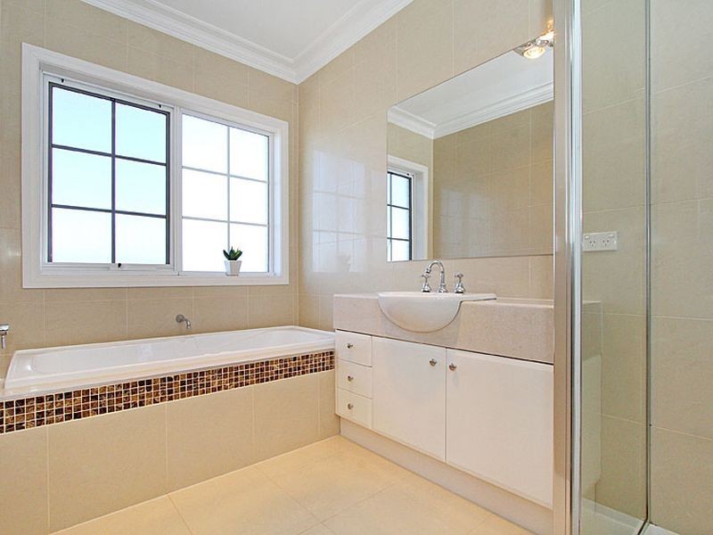 22 Lewins Rail Avenue, South Morang VIC 3752