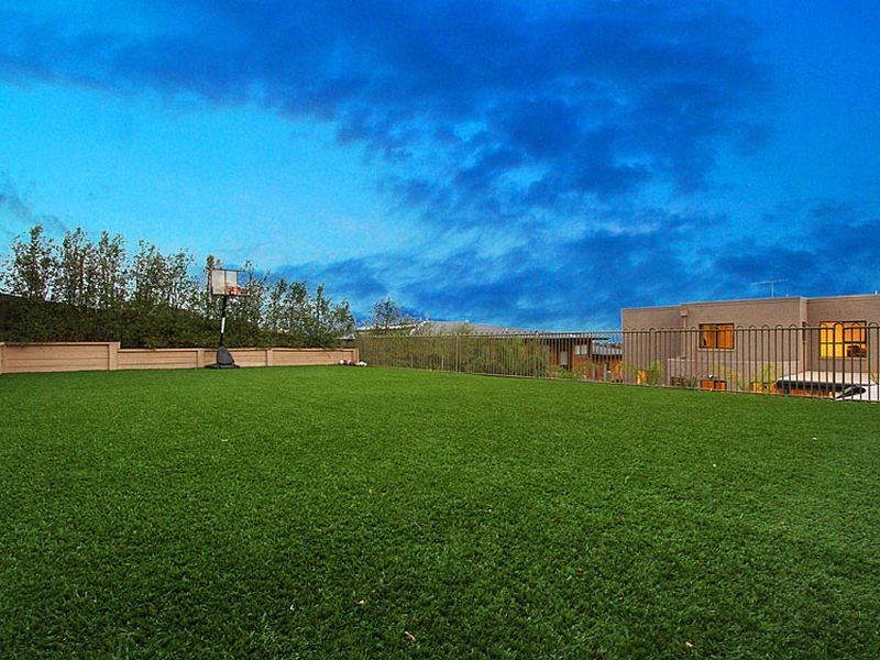 12 Bradman Terrace, Epping VIC 3076