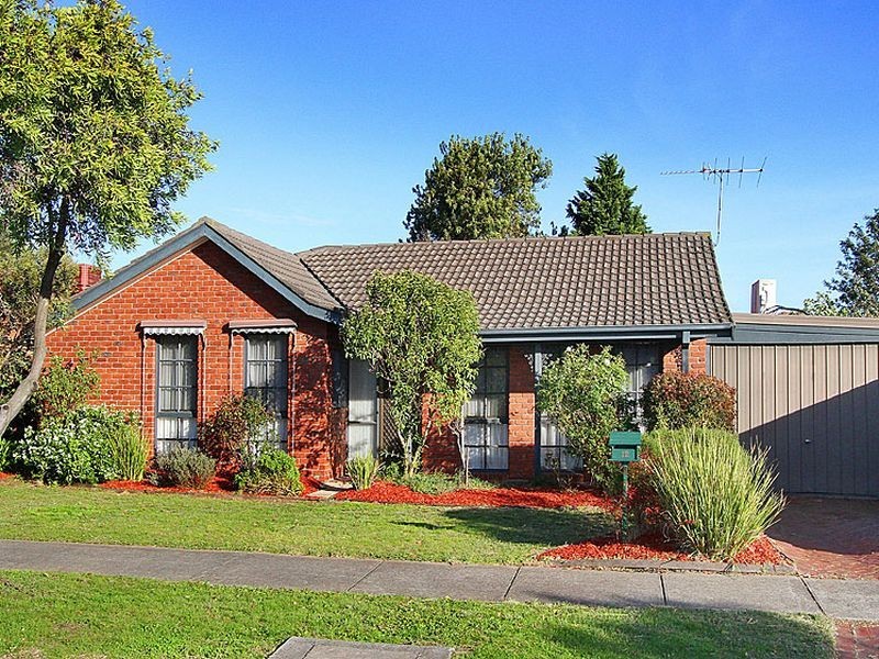 12 Bluegum Court, Mill Park VIC 3082