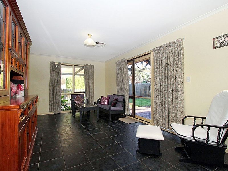 12 Bluegum Court, Mill Park VIC 3082