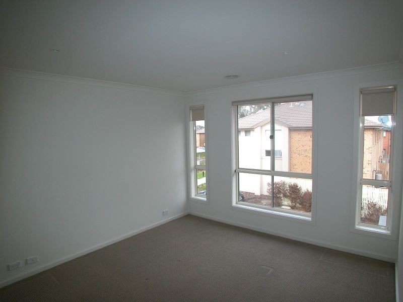 17 Amphion Street, Epping VIC 3076