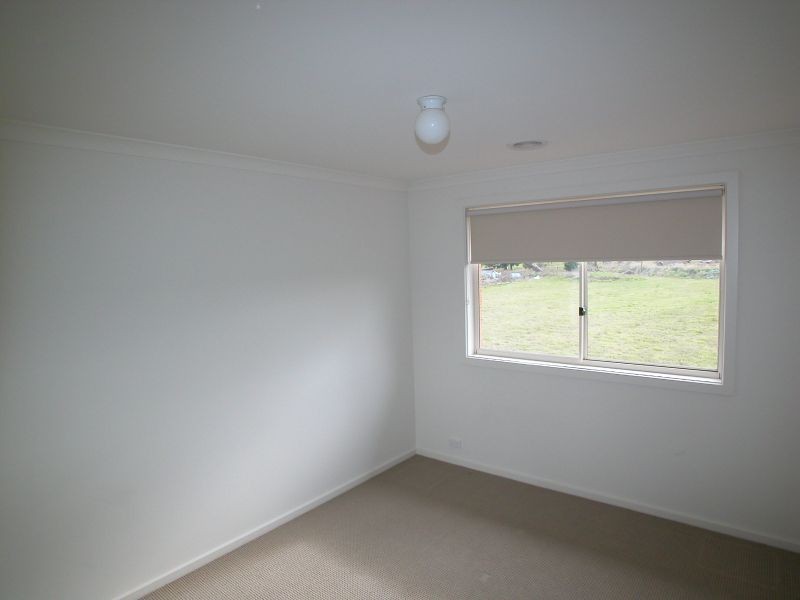 17 Amphion Street, Epping VIC 3076