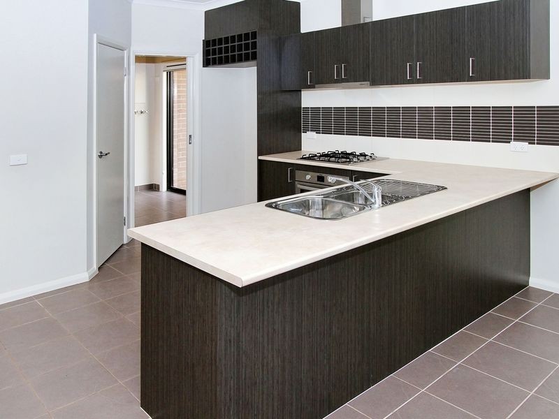 16 Montrose Drive, Doreen VIC 3754