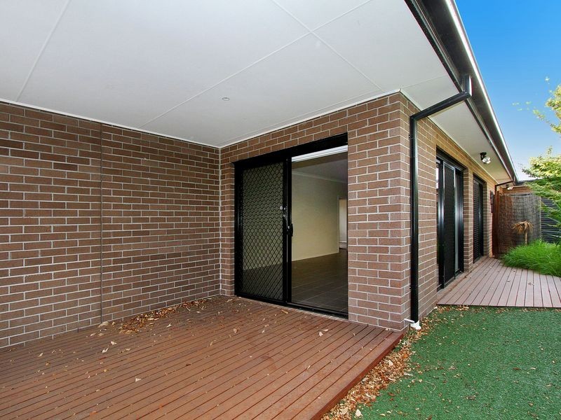 16 Montrose Drive, Doreen VIC 3754